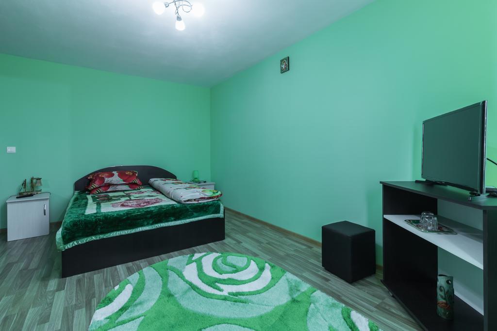 Conacul lui Bulică Hotel Novaci Străini Exterior foto