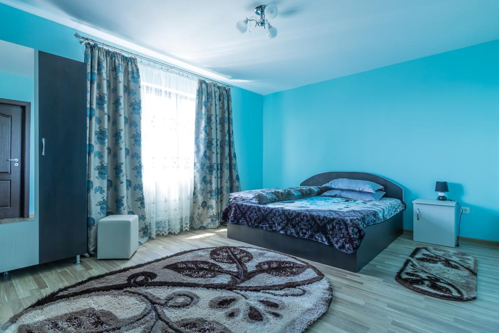 Conacul lui Bulică Hotel Novaci Străini Exterior foto