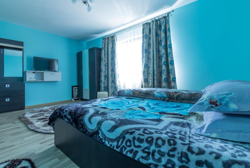 Conacul lui Bulică Hotel Novaci Străini Exterior foto