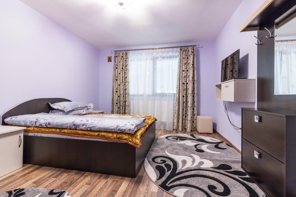 Conacul lui Bulică Hotel Novaci Străini Exterior foto